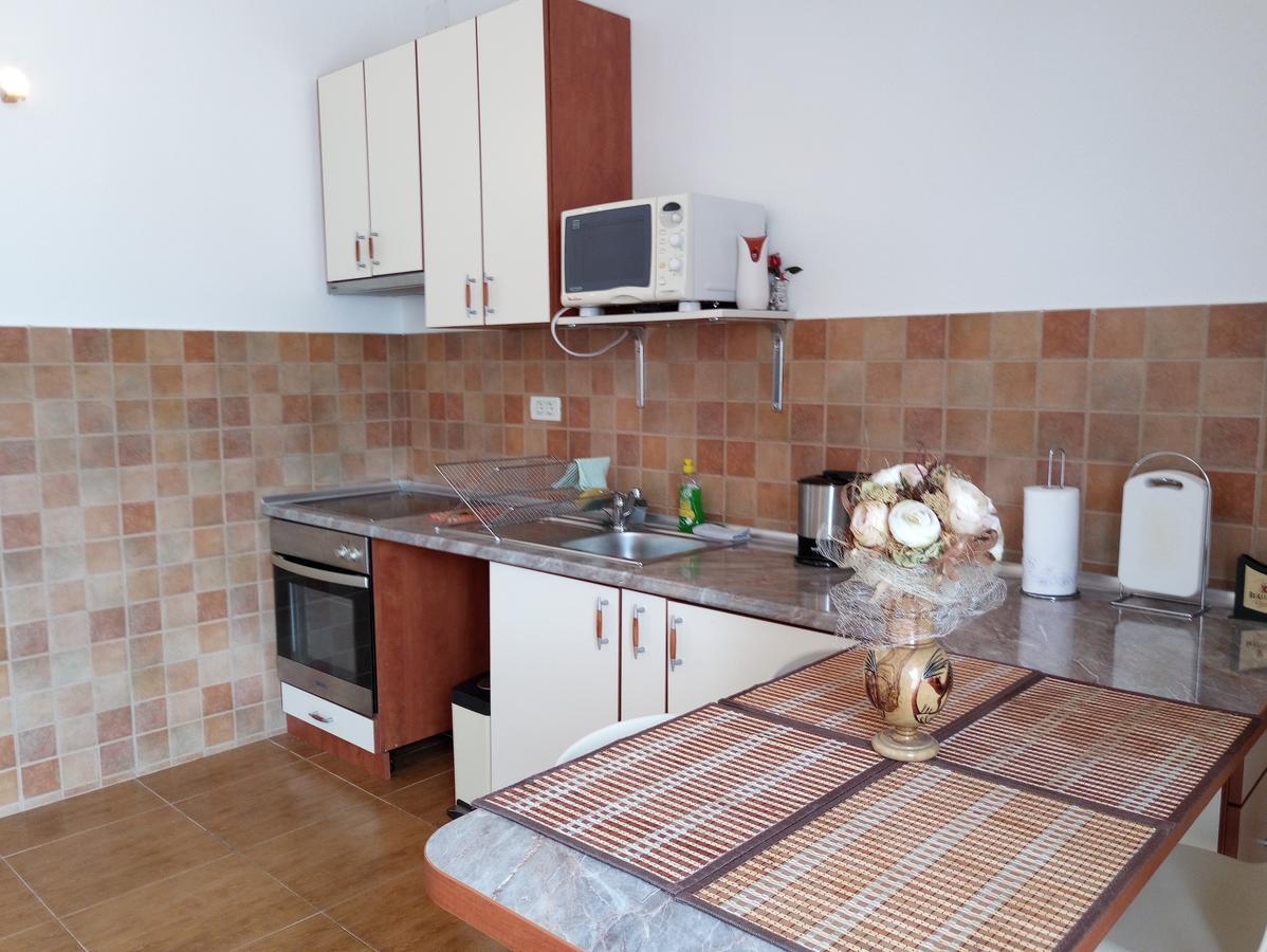 Adria And Appartement *